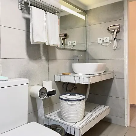 Uoohome7 Garden One Bedroom Apartment Athens